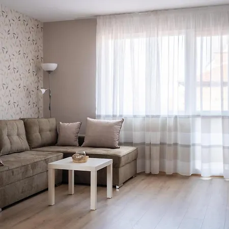 Center And Old Town Apartamento