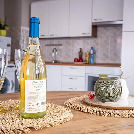 Center And Old Town Apartmán *